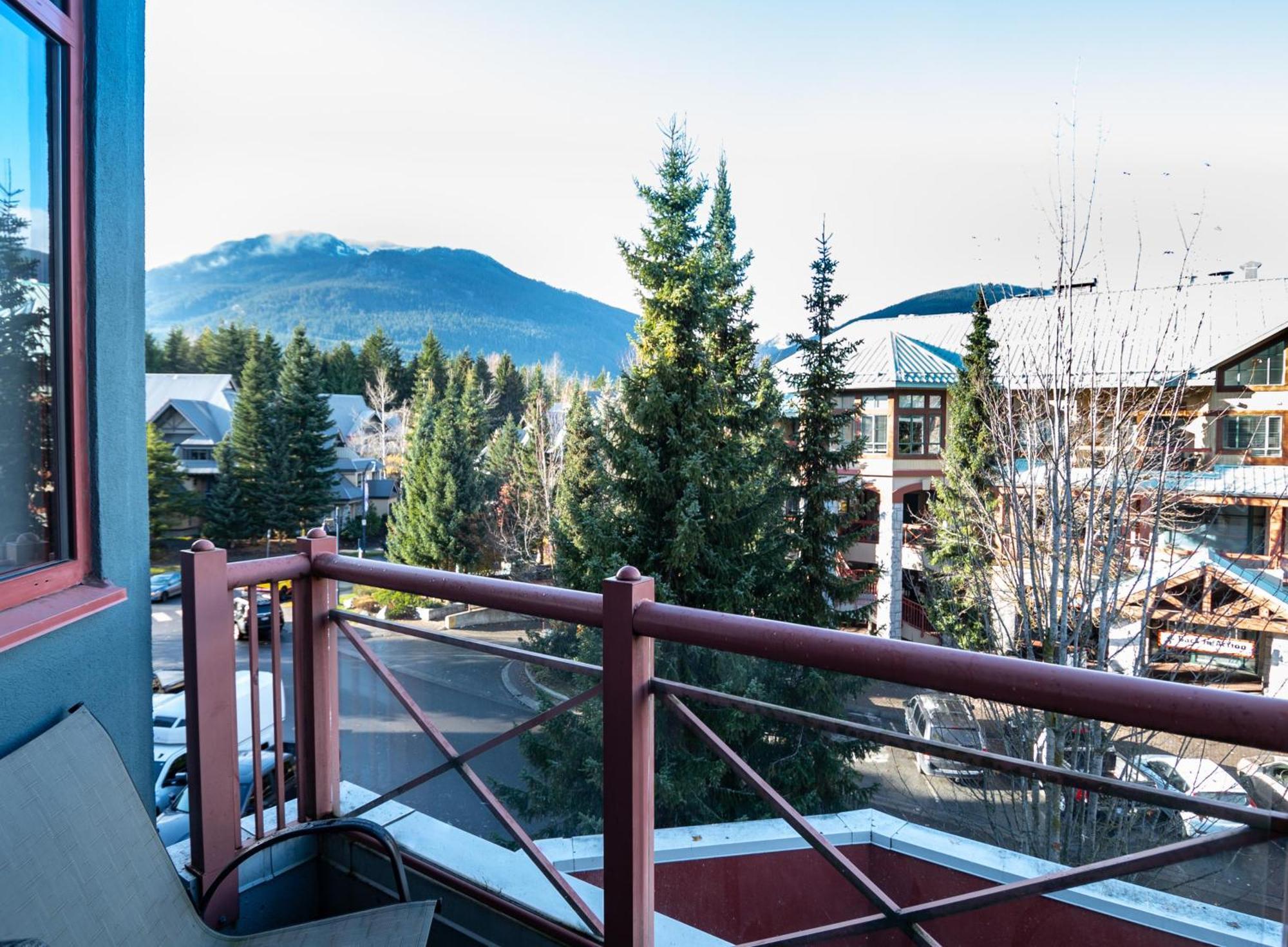Alpenglow Lodge Family & Work Retreat By Mva 휘슬러 외부 사진