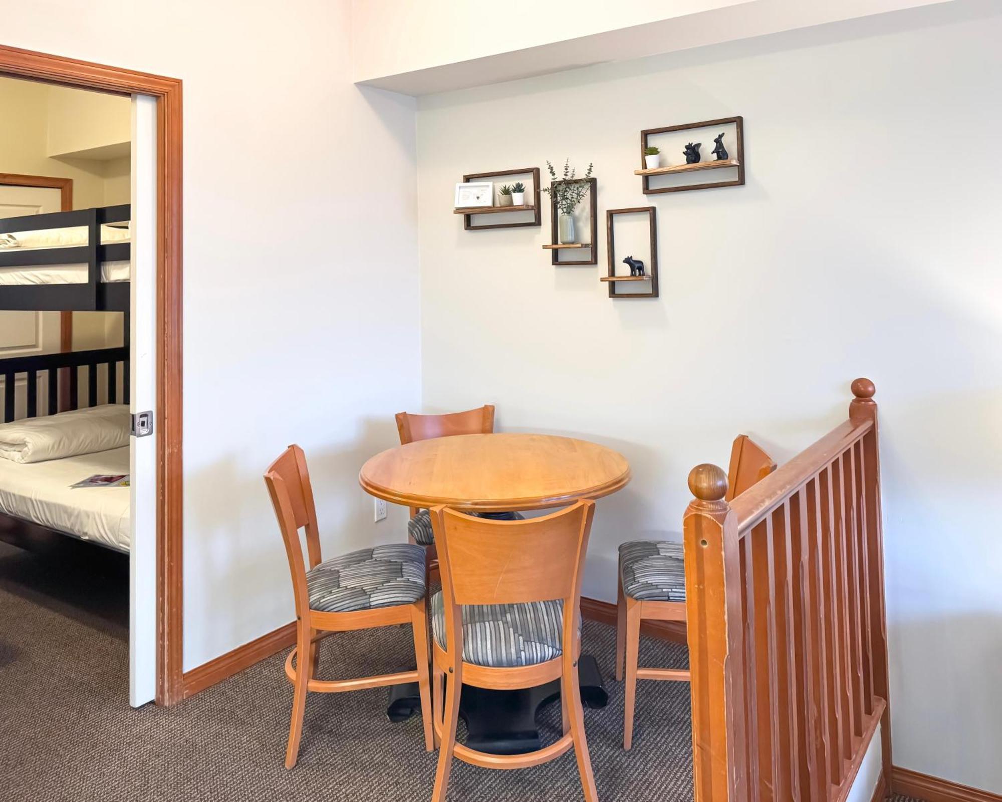Alpenglow Lodge Family & Work Retreat By Mva 휘슬러 외부 사진